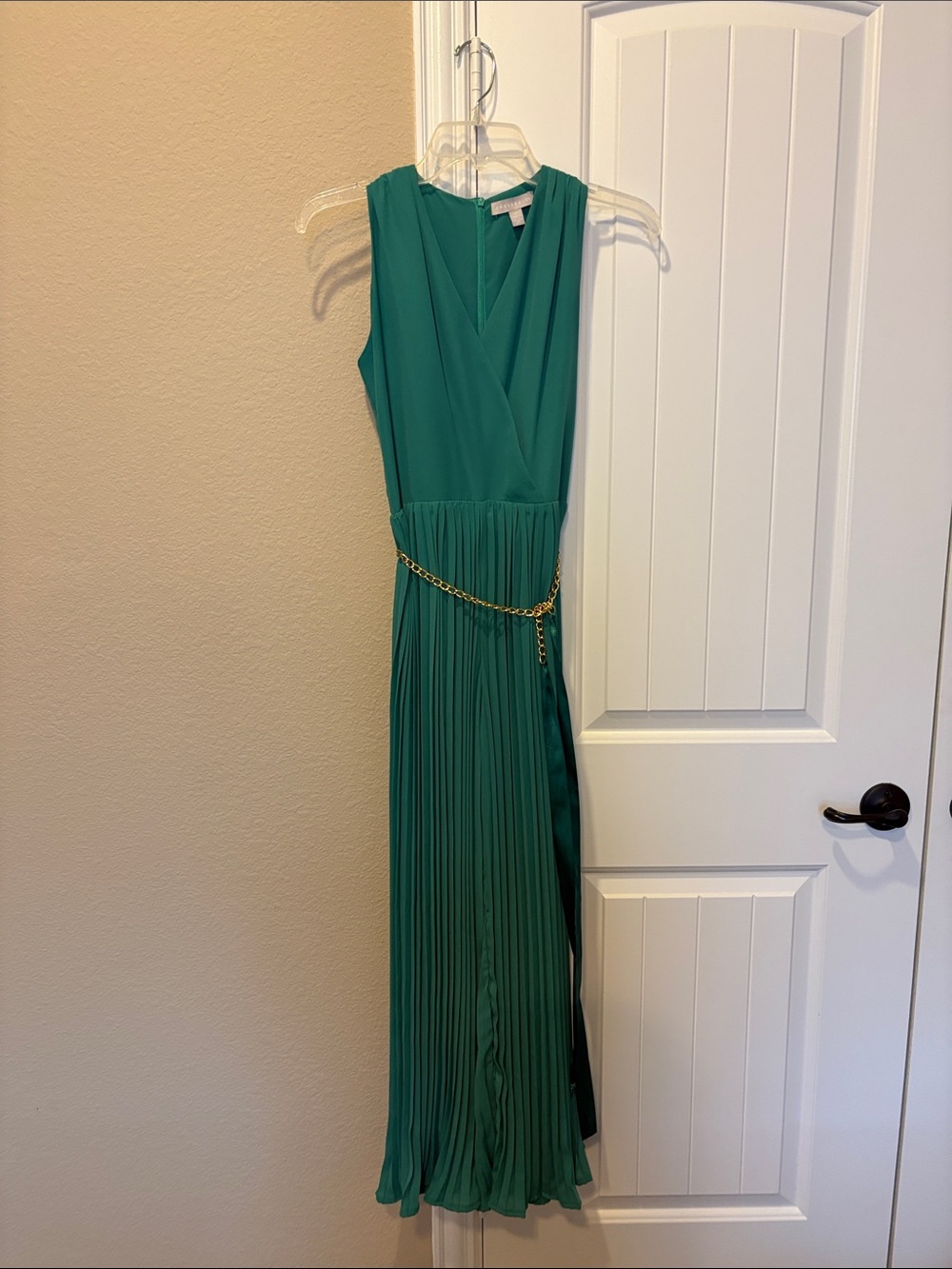 Chelsea28 Kelly Green Pleated Sleeveless Jumpsuit with Chain Belt